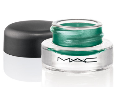 MAC, fluidowe cienie do powiek, 2 kolory do wyboru (zieleń, fiolet) – 74 PLN